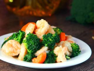 年味――宴客小炒西兰花炒虾仁 